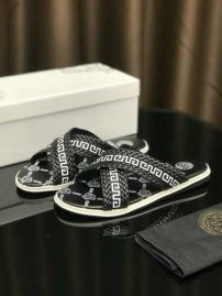 Picture of Versace Slippers _SKU847989793042031